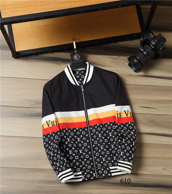 LV Men's Outwear 216